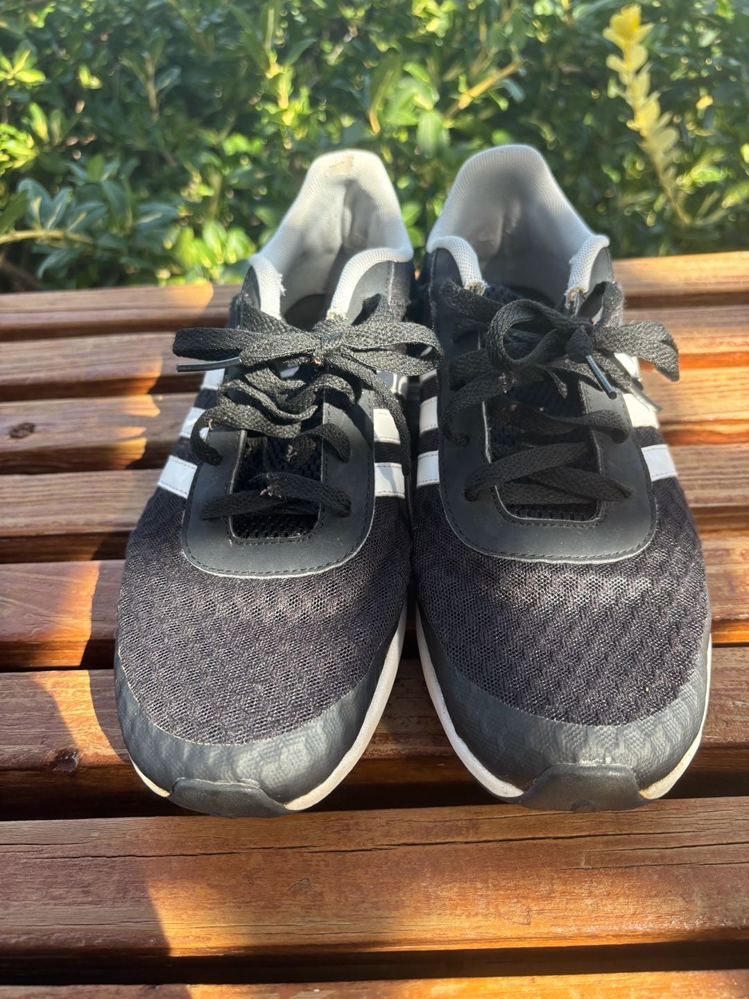 Adidas Cloudfoam Race Size 7 Black White Sneakers 7