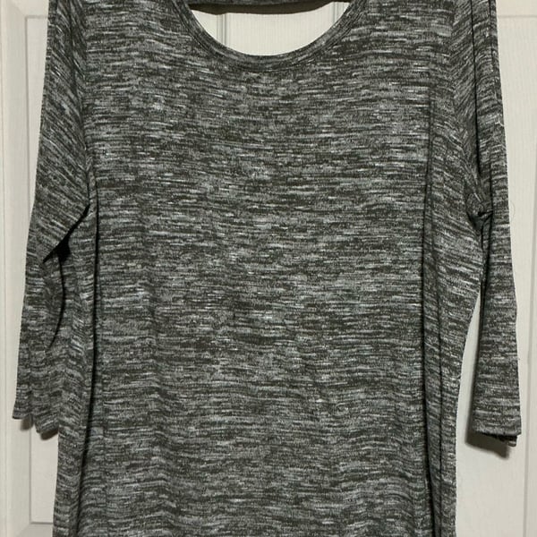 Cato Open Back Tunic Top Size XL Gray 3/4 Sleeve Pullover