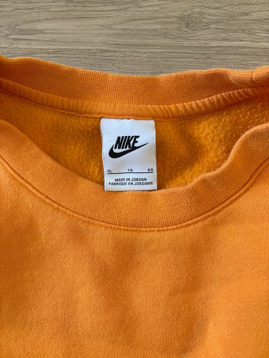 Nike Crewneck Sweatshirt Size XL Orange Embroidered Logo 4