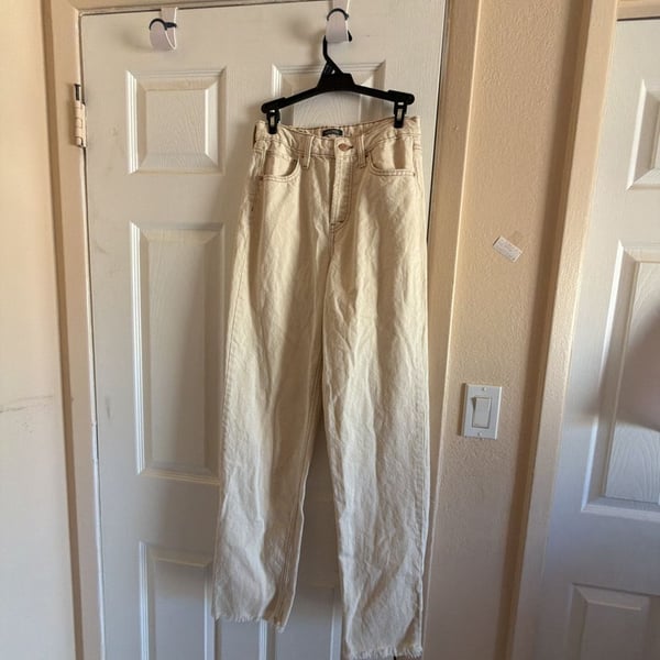 Wild Fable High Rise Jeans Cream Raw Hem Straight Leg SOU1535A