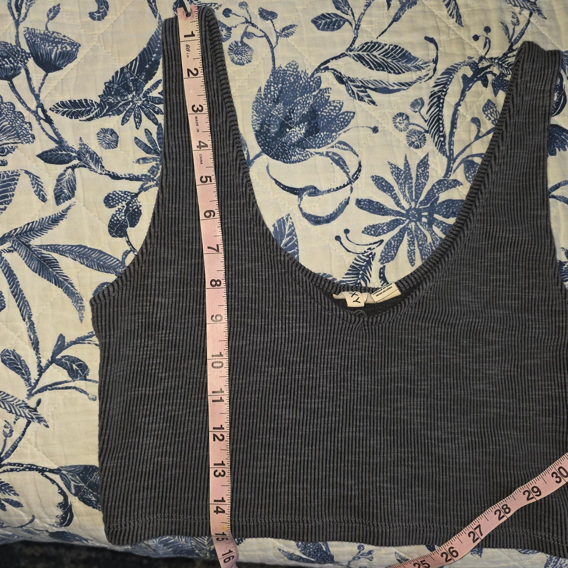 Roxy Ribbed Crop Tank Top Size M Gray Scoop Neck Sleeveless 6