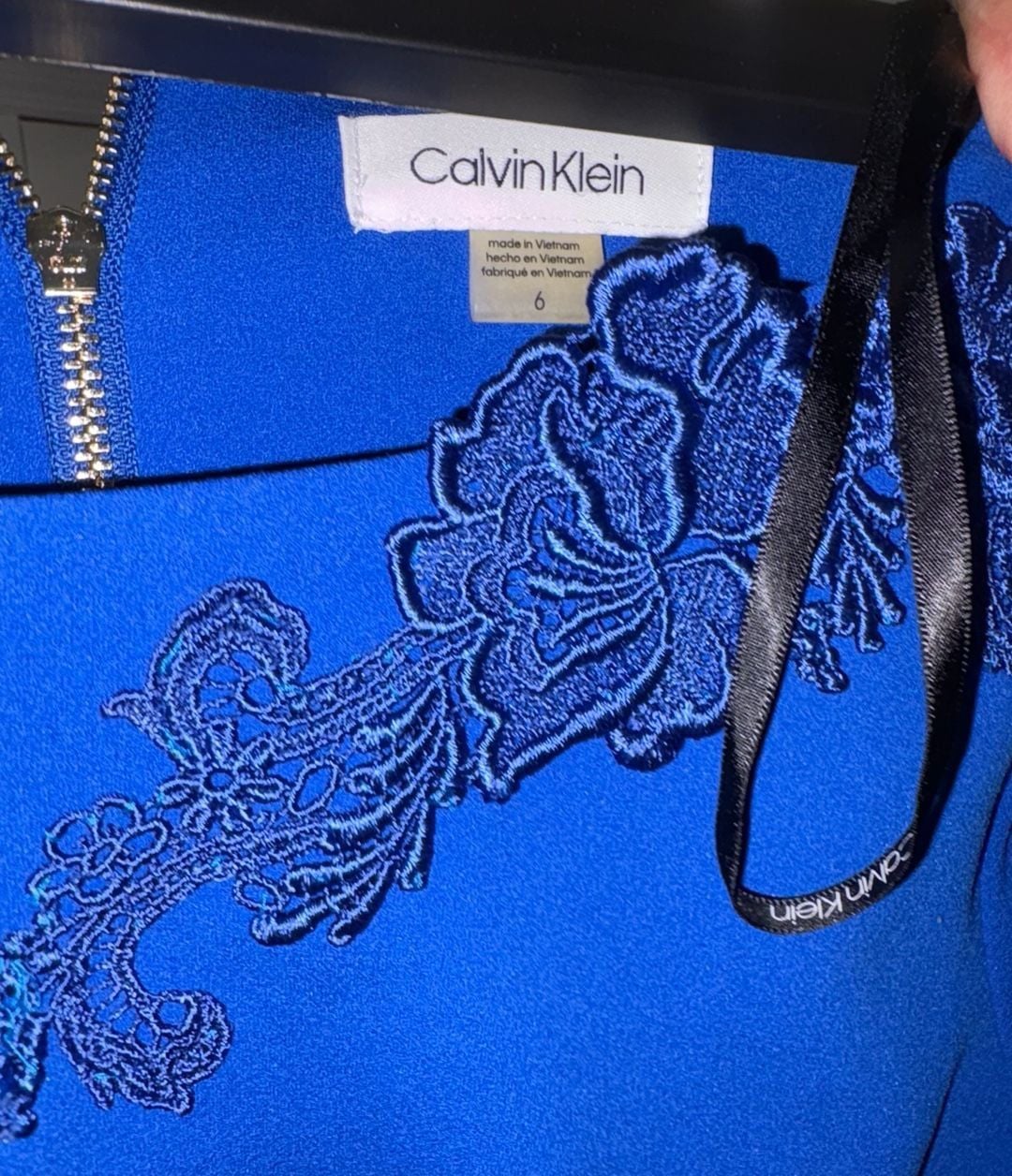 Calvin Klein Lace Applique Sheath Dress Size 6 Blue Tiered Sleeves 6