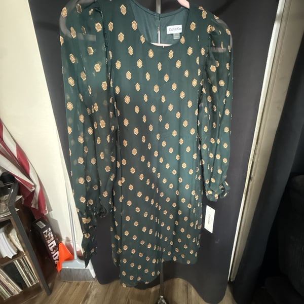 Calvin Klein Chiffon Dress Size 6P Green Gold Metallic Diamond Tie Cuff
