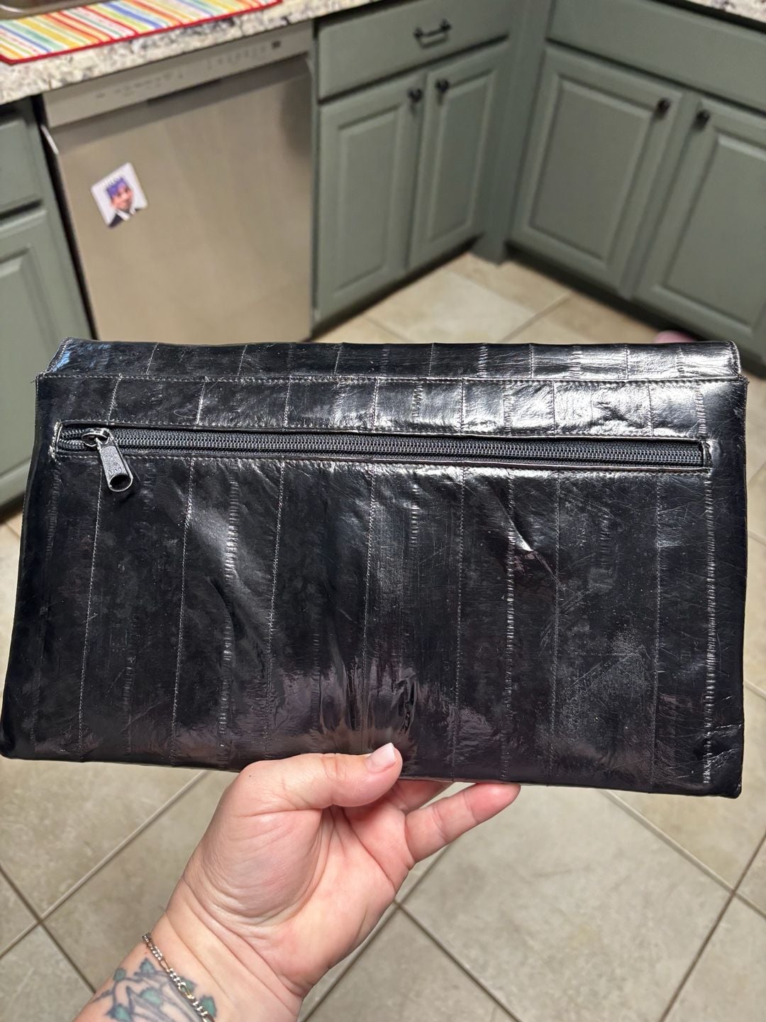 1980 Leather of the Sea Vintage Black & Gold Eel Skin Crossbody Envelope Clutch 7