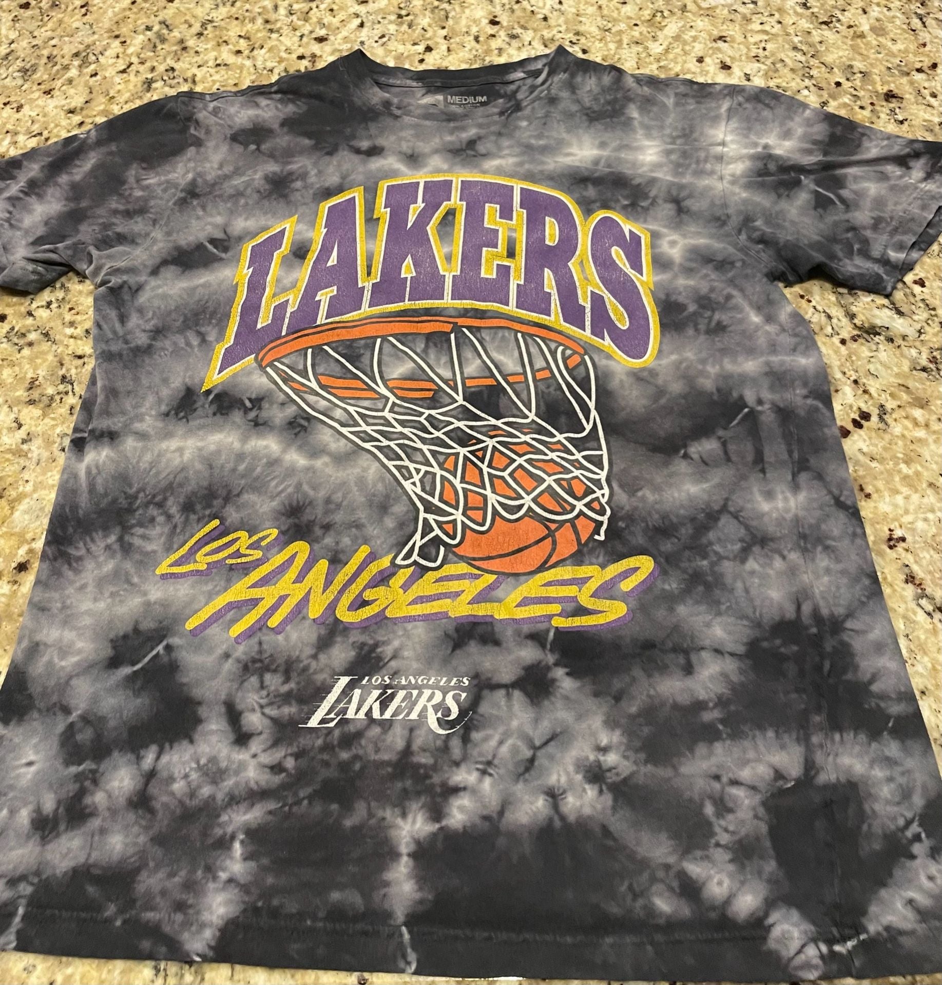 Young & Reckless Los Angeles Lakers T-Shirt Size Medium Tie Dye NBA 2