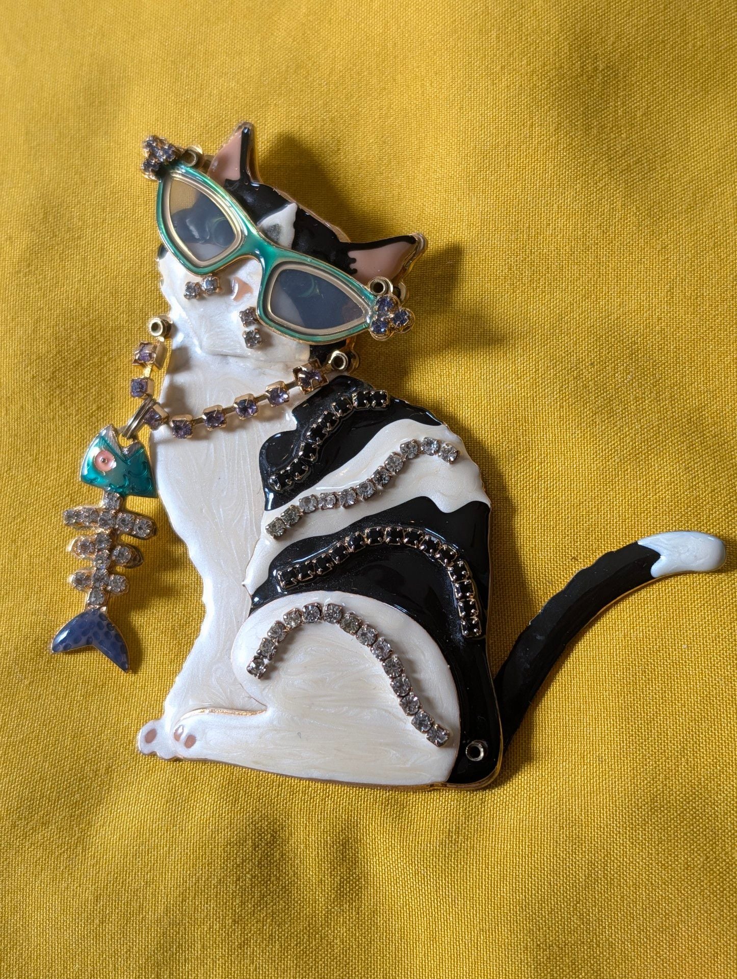 Lunch at the Ritz Cat Brooch Black White Enamel Rhinestone Glasses Fish 2