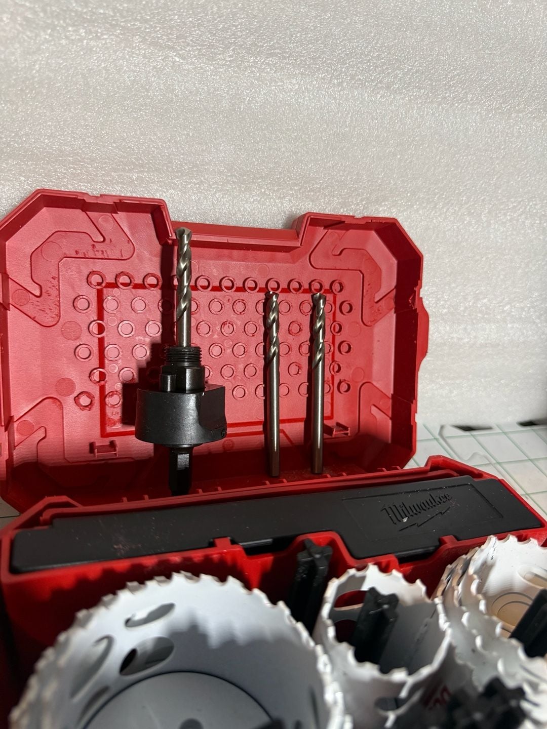 Milwaukee Bi-Metal Hole Saw Kit 49-22-4120 11-Piece USED 7