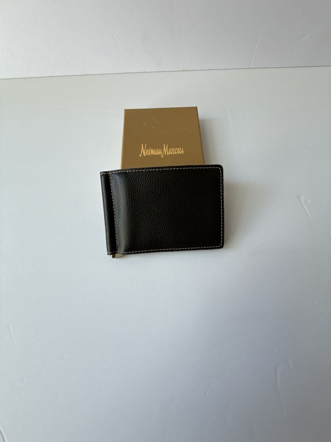 Neiman Marcus Leather Money Clip Wallet Black
#682 2