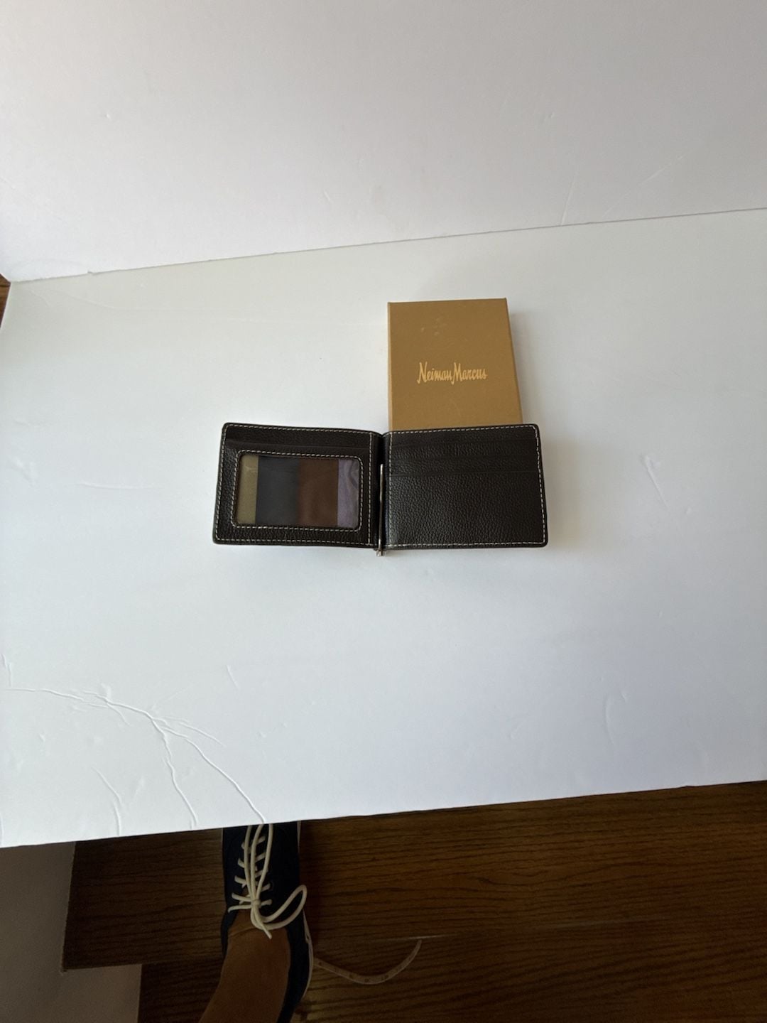 Neiman Marcus Leather Money Clip Wallet Black
#682 3