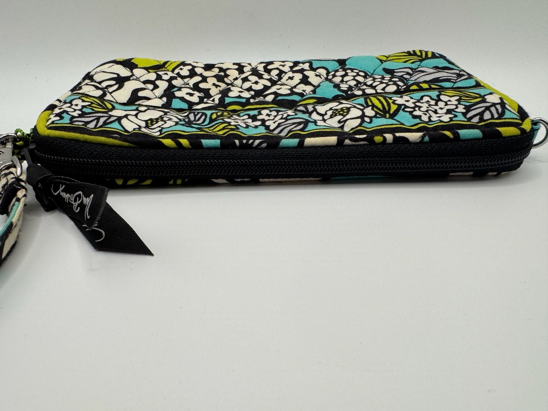 New Vera Bradley Island Blooms Quilted Wristlet Wallet Aqua Blue Green Floral 7