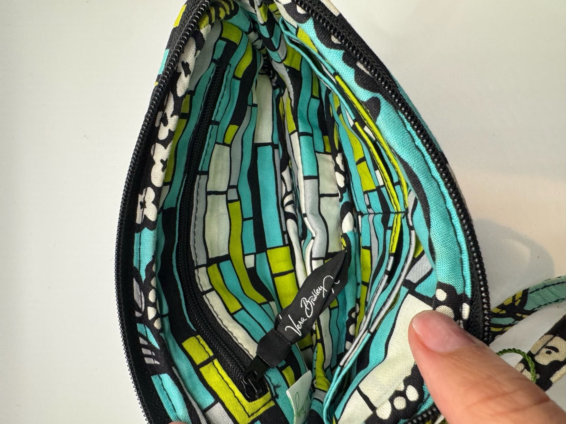 New Vera Bradley Island Blooms Quilted Wristlet Wallet Aqua Blue Green Floral 8