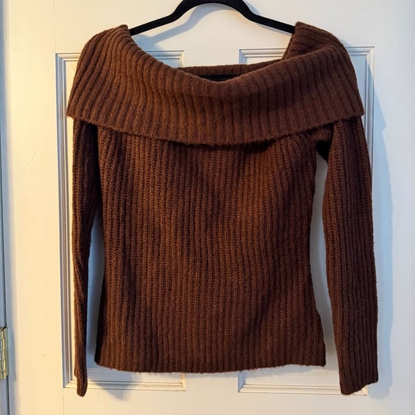 NWT Cosmic Blue Love Kaia Off Shoulder Sweater Size M Hot Chocolate