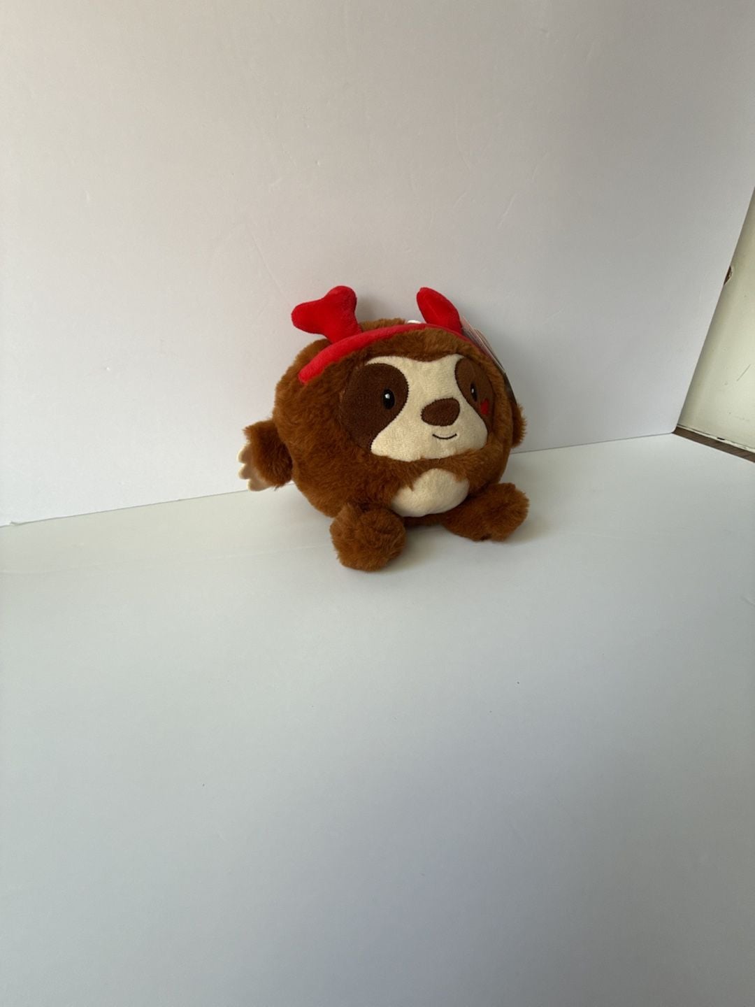 American Greetings Brown Sloth Plush Heart Antlers 7" Stuffed Animal
#683 2