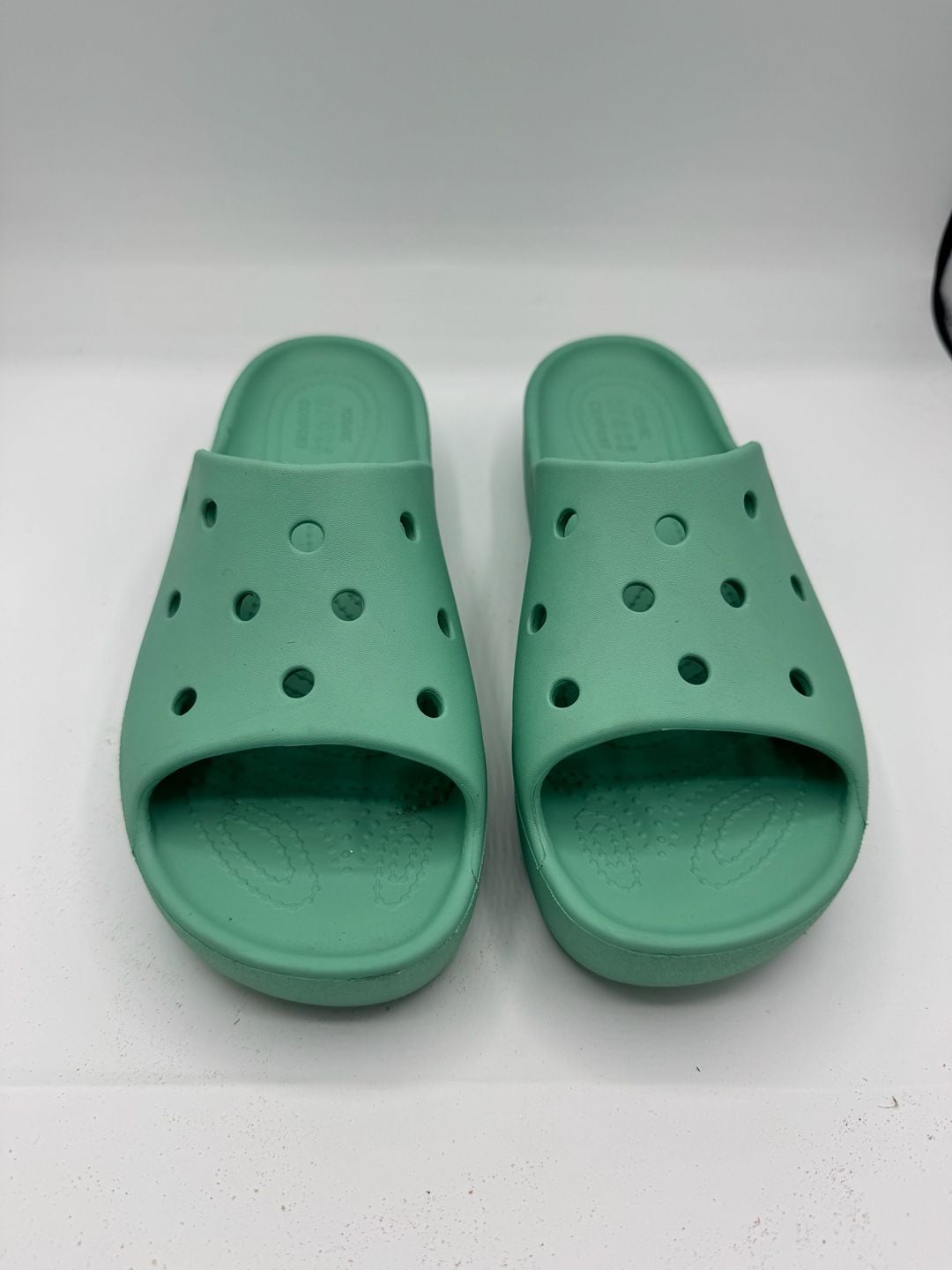 Crocs Classic Platform Slide Size W9 Green Sandals 2