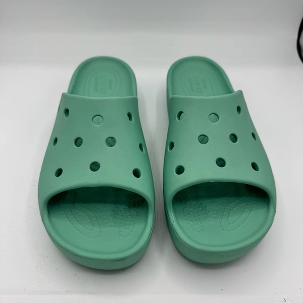 Crocs Classic Platform Slide Size W9 Green Sandals