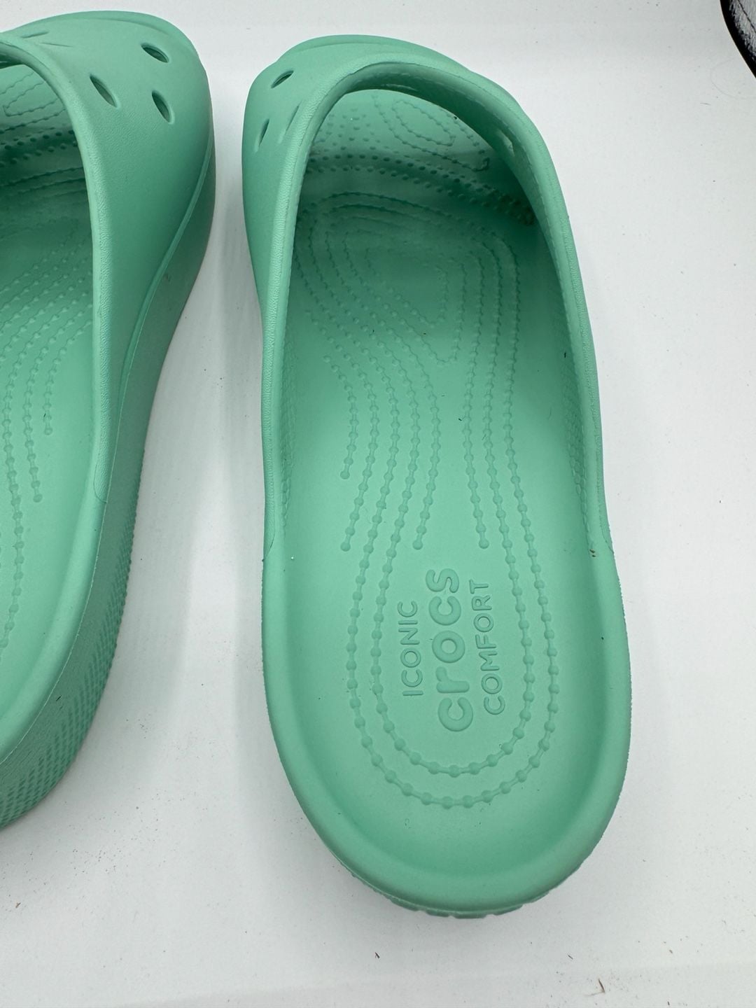 Crocs Classic Platform Slide Size W9 Green Sandals 3