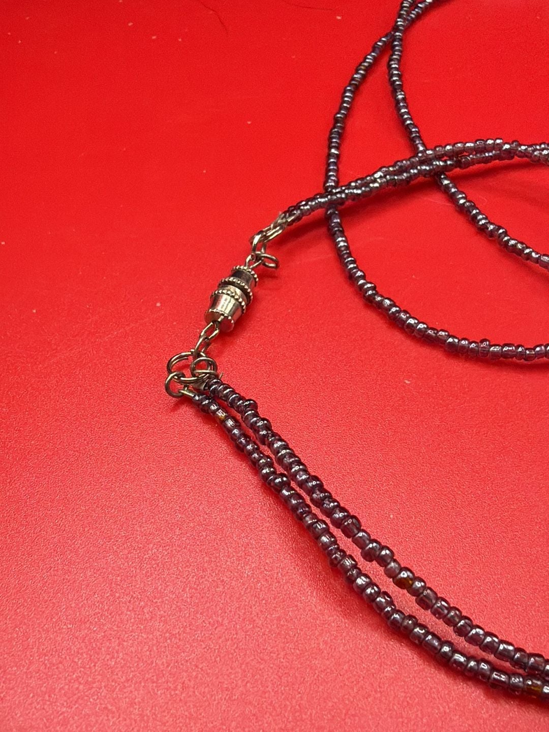 Unbranded Beaded Pendant Necklace Round Carved Shell Boho 24 Inch 7