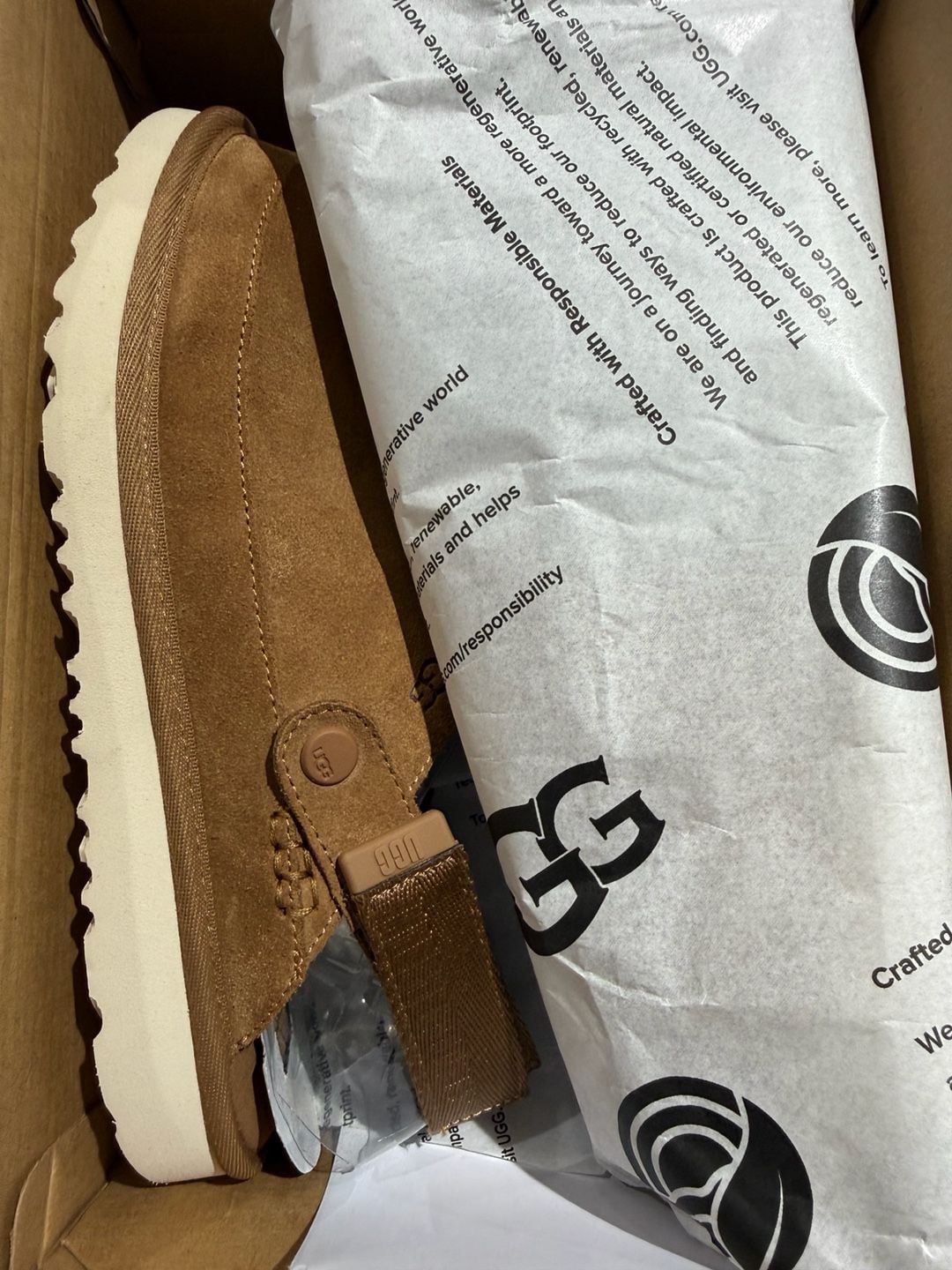 UGG Kids Goldenstar Clog Chestnut Suede Size 6 Big Kids NIB 1159770K 5