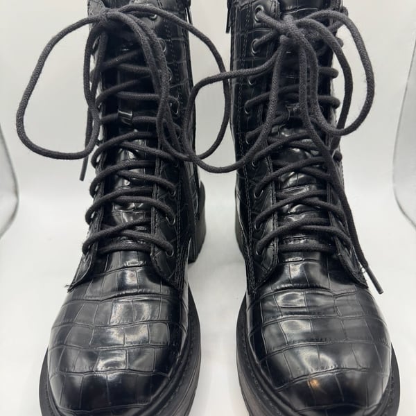Steve Madden Black Croc Embossed Combat Boots 7
