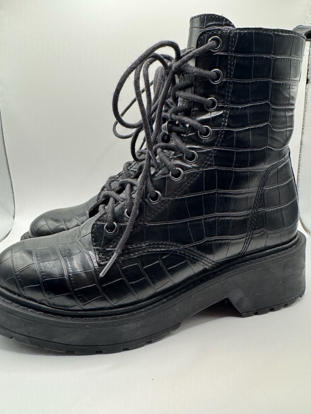 Steve Madden Black Croc Embossed Combat Boots 7 4