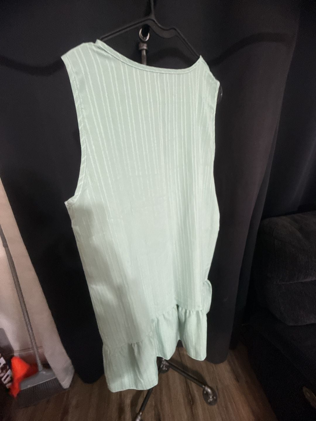 Unbranded Women Dress Size XL Green Sleeveless Button Down Ruffle Hem 3