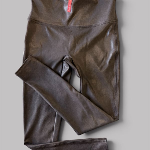 Spanx Faux Leather Leggings Size M Petite Black
