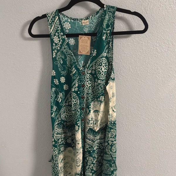 Kathmandu Imports Elephant Paisley Tank Top Green