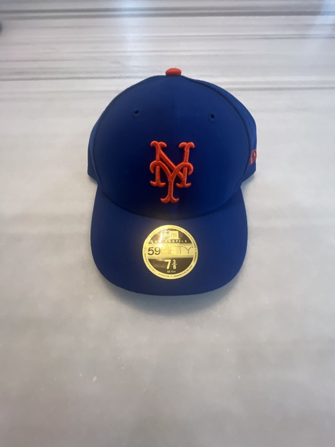 New Era New York Mets Low Profile 59FIFTY Fitted Hat Size 7 3/8 2