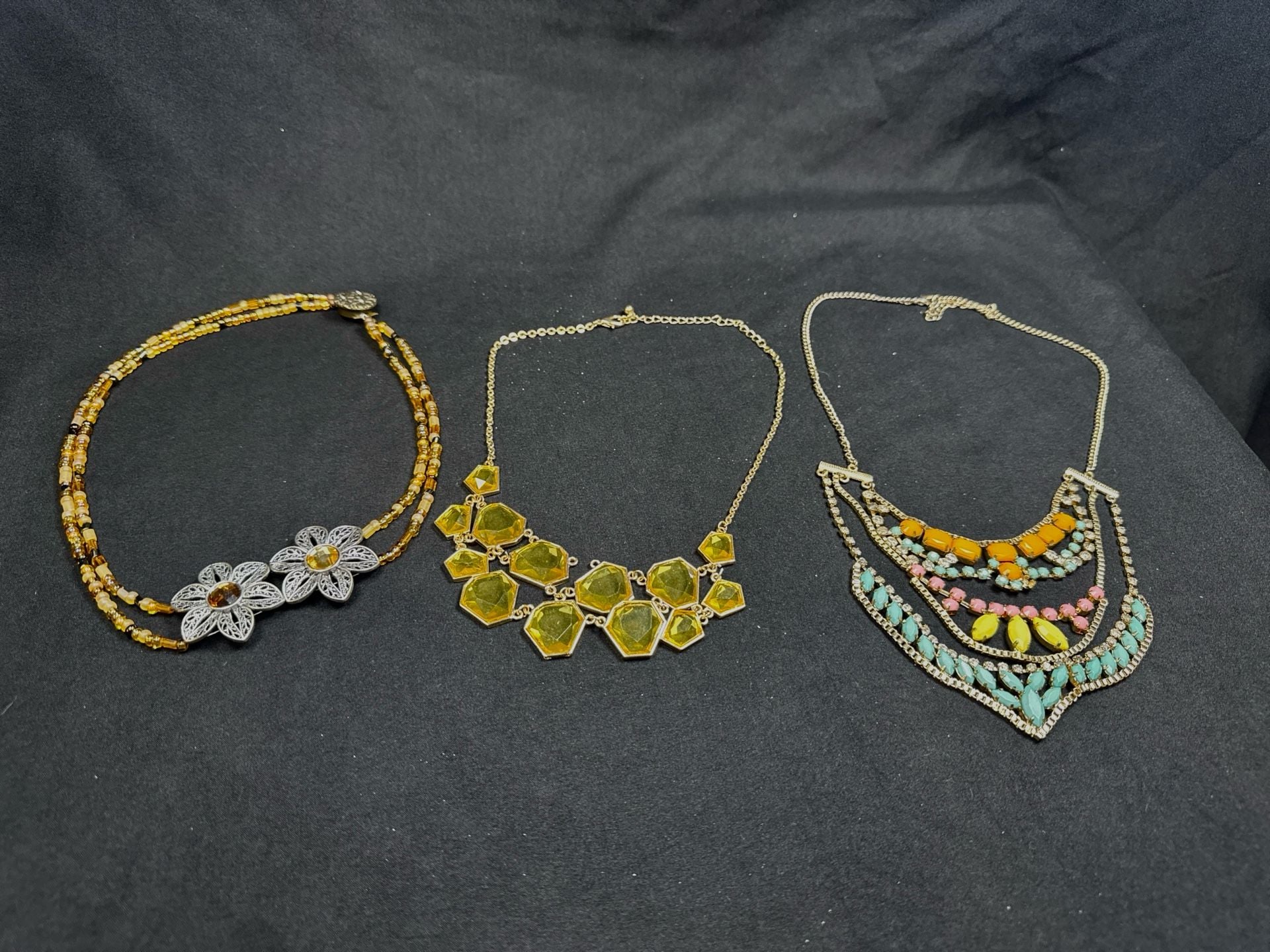 Chunky Statement Fashion Jewelry Faceted Faux Stones Gold Tone Lot Of 8 8
