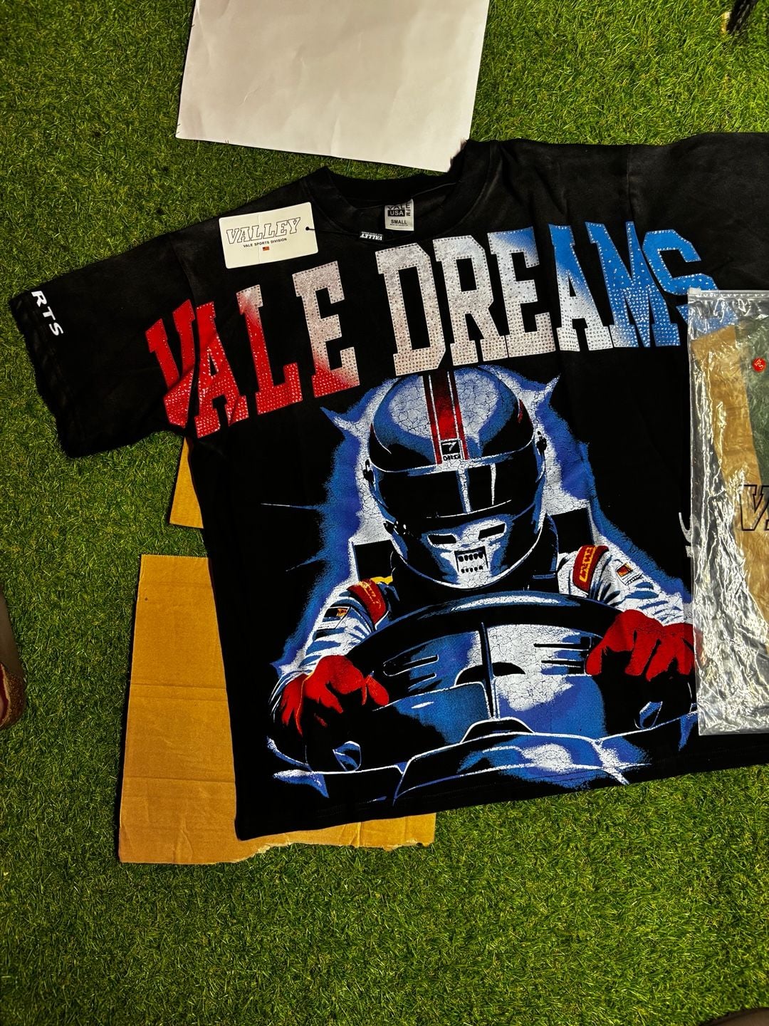 Vale Valley Dreams Racer T-Shirt Size Small Black Bling 1