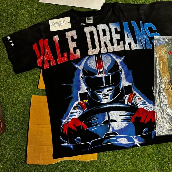 Vale Valley Dreams Racer T-Shirt Size Small Black Bling
