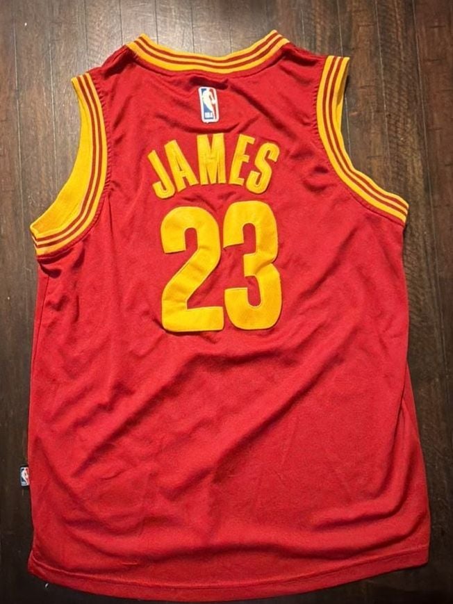Adidas LeBron James Cleveland Cavaliers Swingman Jersey Size XL 2