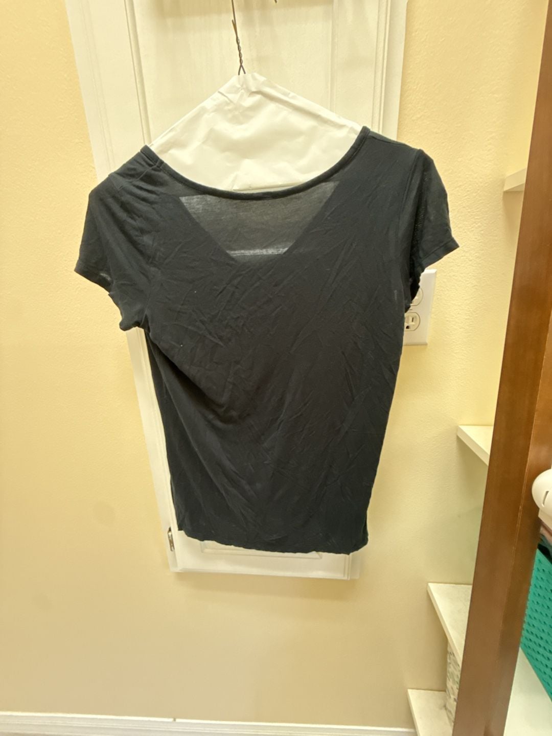 AllSaints V-Neck T-Shirt Size X Small Black Short Sleeve Tee 5