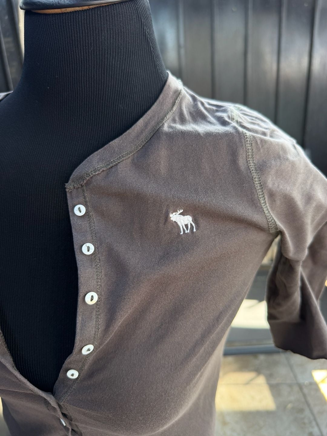 Y2K Ezra Fitch by Abercrombie & Fitch Henley Size M Brown Cotton 6