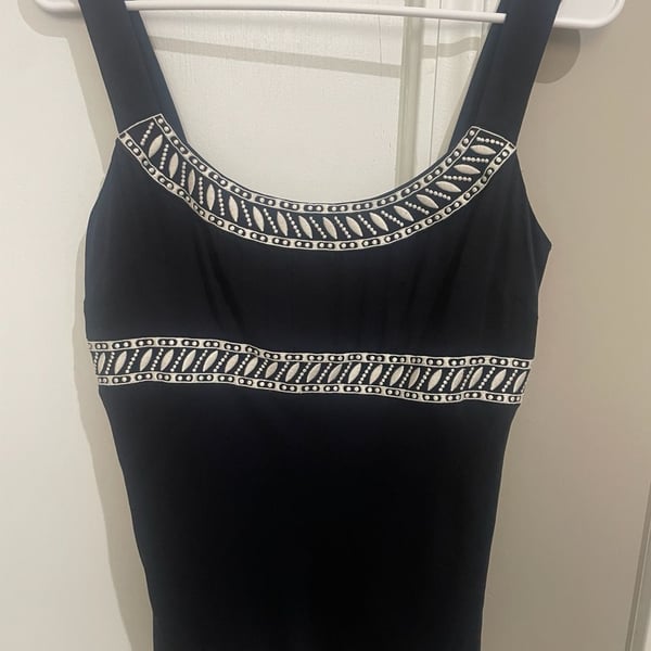 Ann Taylor tank top Size 2 Embellished Sleeveless