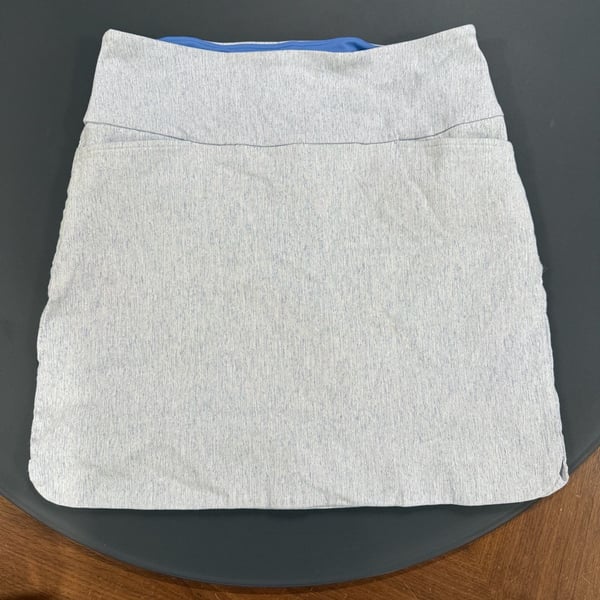 S.C. & CO. Tummy Control Athletic Skort Size M Heathered Gray Blue
