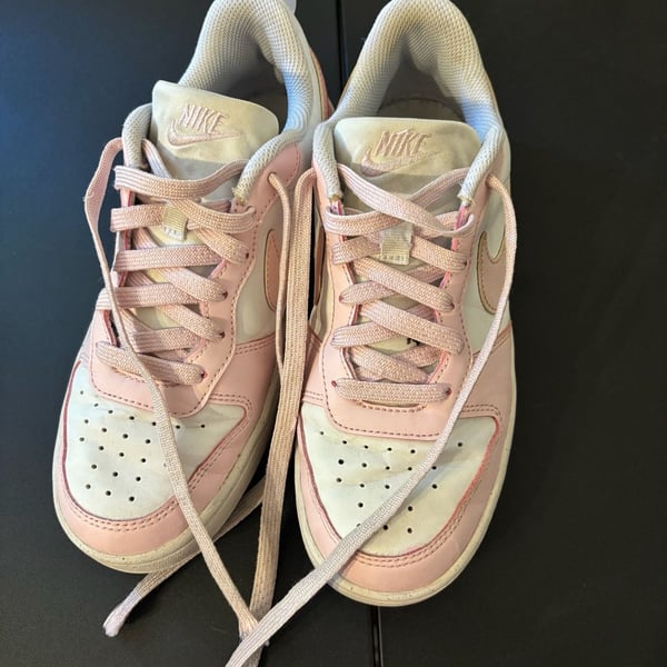 Nike Court Borough Low Recraft Size 4.5Y Pink White Sneakers