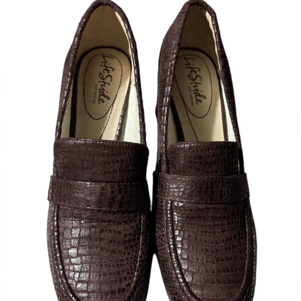 LifeStride Farrah Block Heel Loafer Chocolate Croco Brown