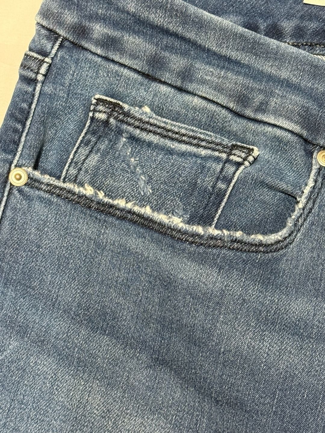 Product thumbnail 5