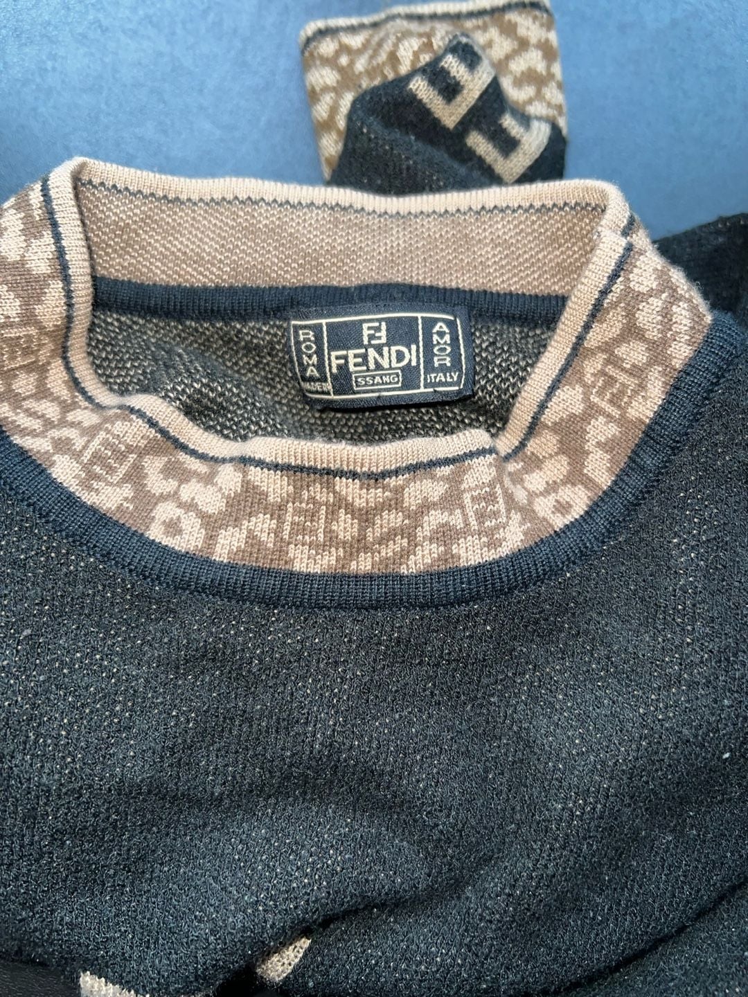 Fendi Monogram Logo Knit Sweater Black Gold 11