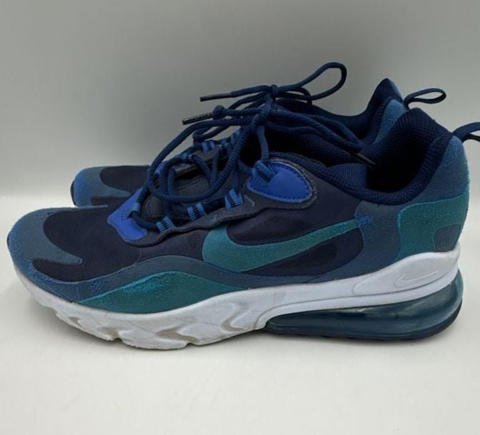 Nike Air Max 270 React Blue Sneakers
Size 7Y
#853 5
