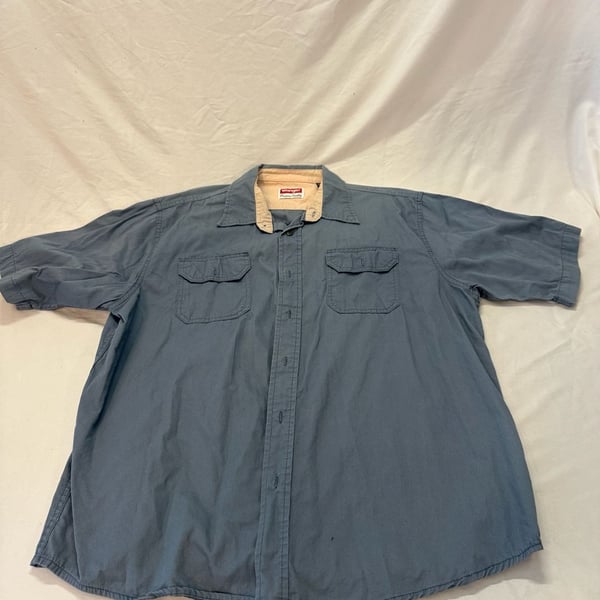 Wrangler Short Sleeve Button Down Shirt Size XL Blue Cotton
