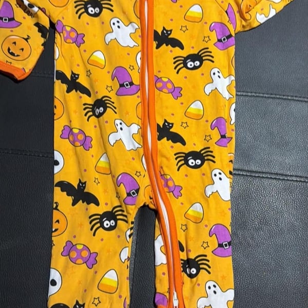 Bestaroo Orange Boo Crew Convertible Coverall Size 6M Halloween Sleeper