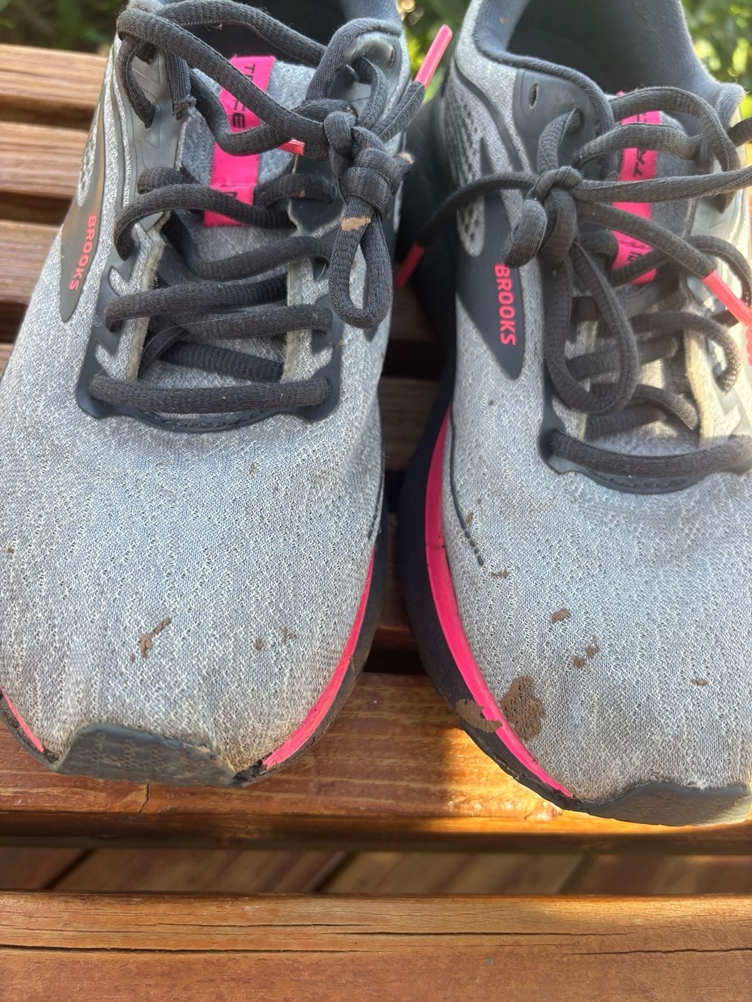 Brooks Trace 2 Running Shoes Gray Pink 4