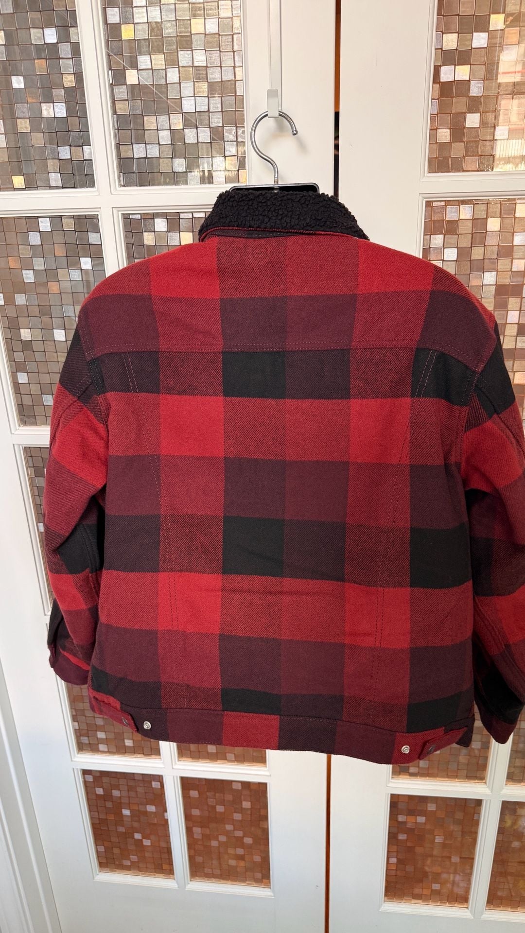 Levi's Relaxed Fit Sherpa Plaid Trucker Jacket Size L Red Black #684 3