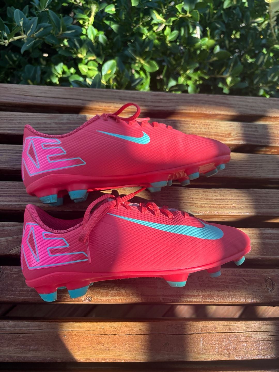 Nike Mercurial Vapor 16 Club Size 3Y Pink Soccer Cleats 5