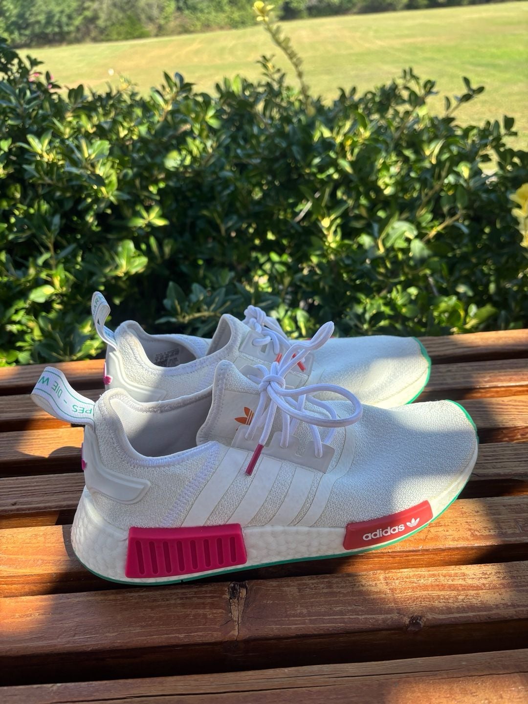 Adidas NMD_R1 Size 8 White Magenta Green GZ4964 Sneakers 2
