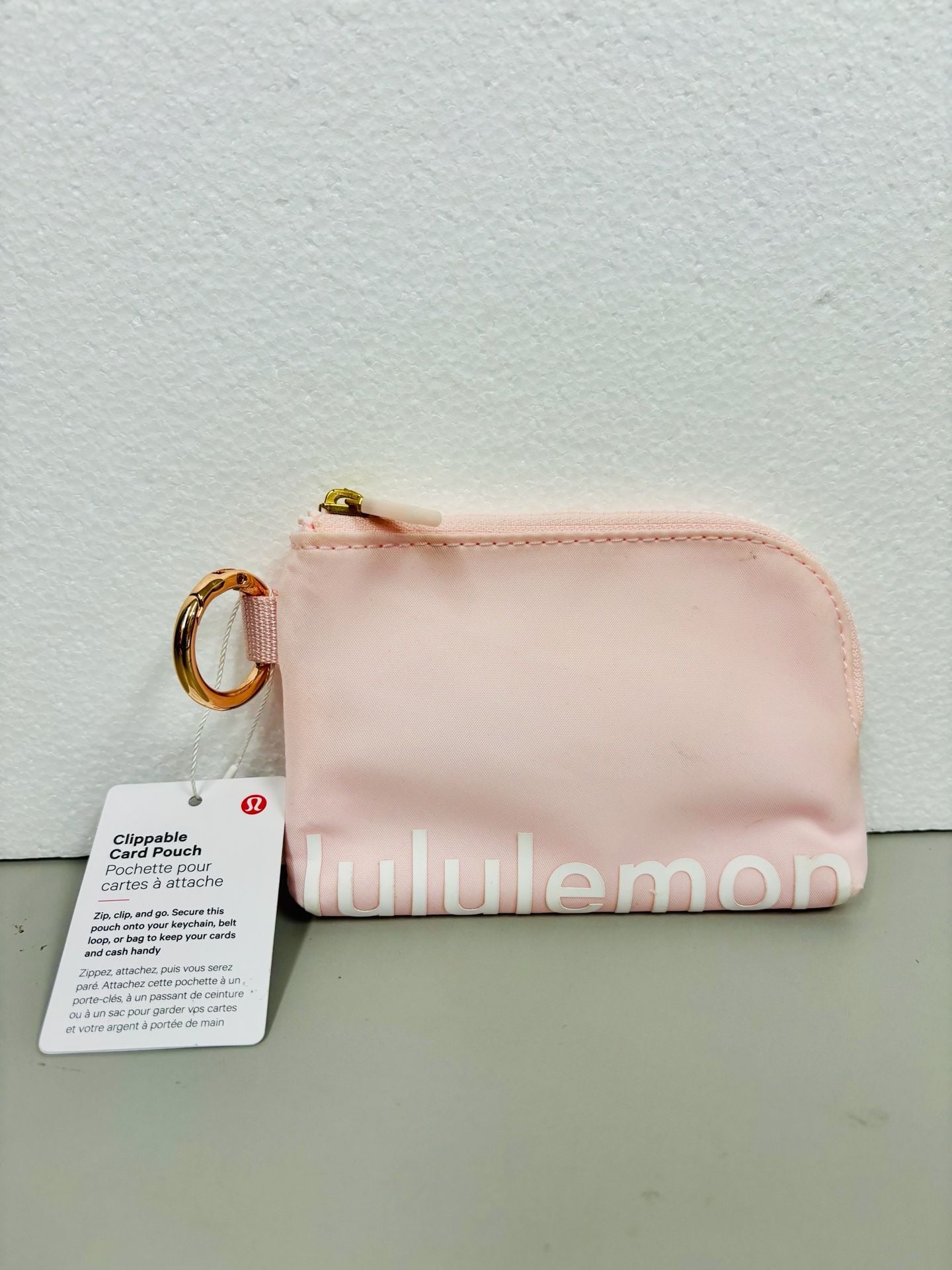Lululemon Clippable Card Pouch Pink 2