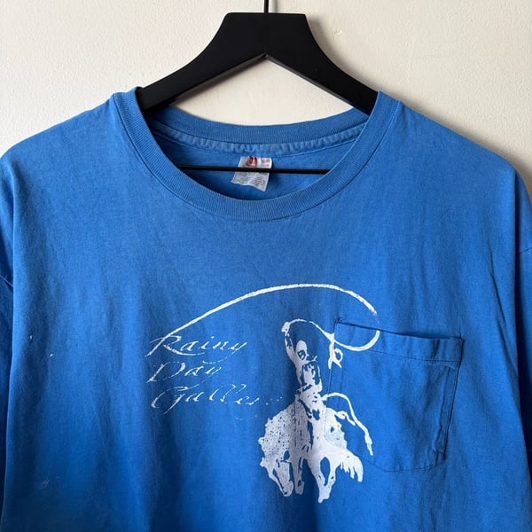 Rainy Day Gallery Pocket T-Shirt Size XL Blue Cowboy single stitch