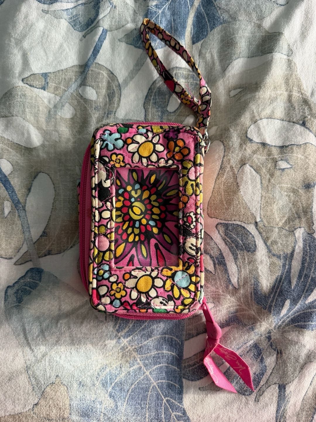 Vera Bradley Disney Just Mousing Around Wristlet Wallet Pink Mickey 5